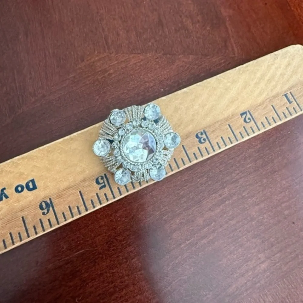 Vintage Silver Tone Brooch